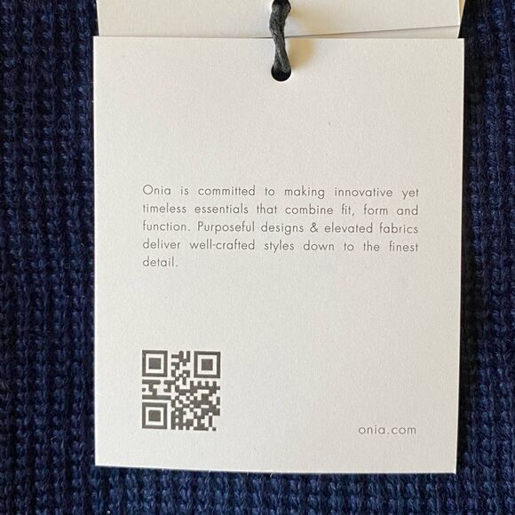 Onia Waffle Navy Cashmere Boxset Long Sleeve Sweater & Beanie XL New in Box NWT - Picture 10 of 13